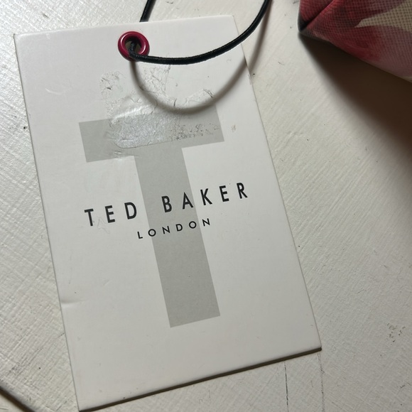 Ted Baker Pink Floral Cosmetic Bag - Picture 3 of 5